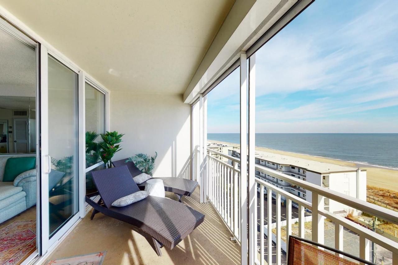 Carousel Condos II Ocean City Room photo